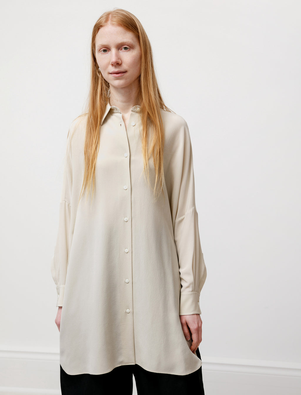 Dusan Oversized Silk Shirt Chino – Neighbour