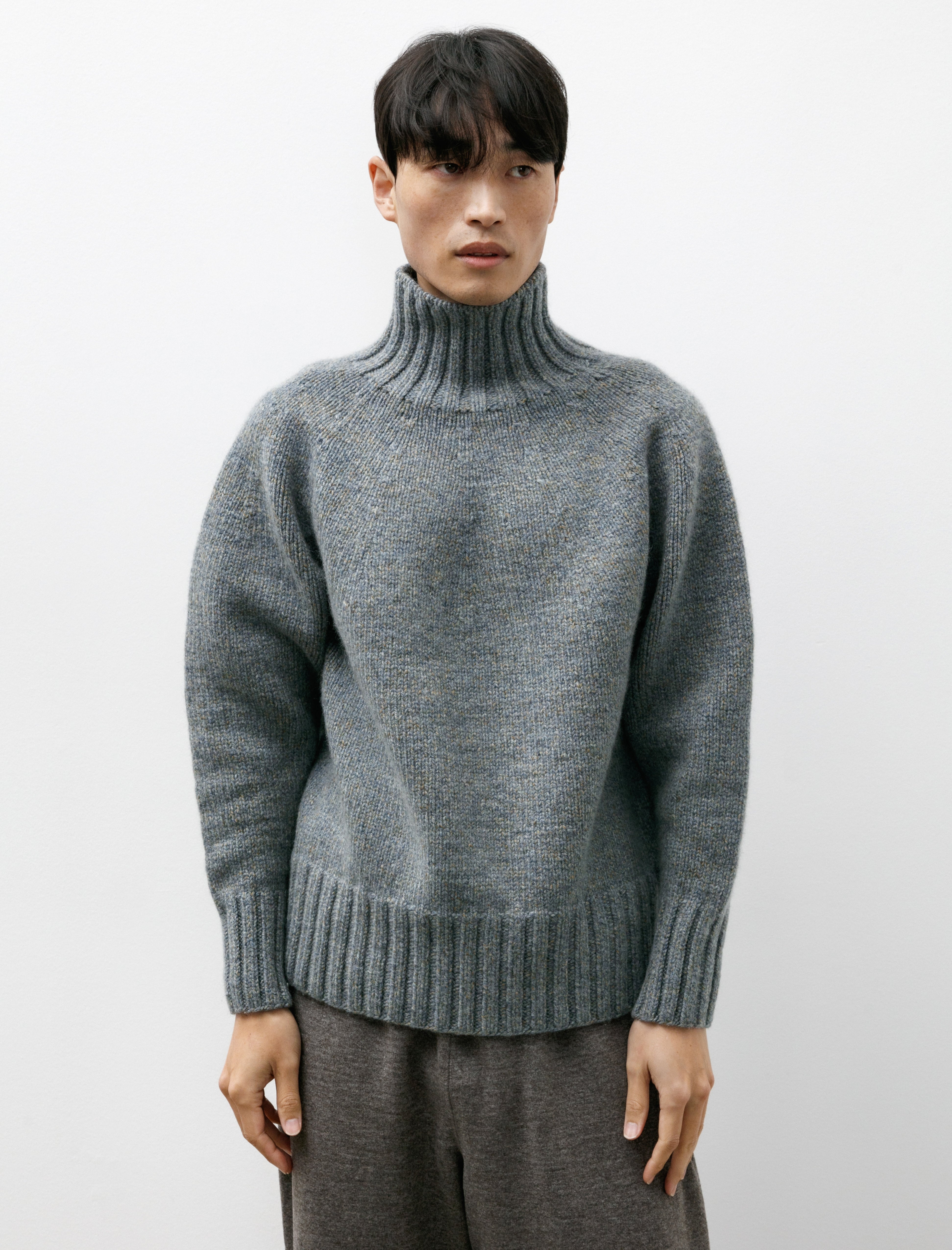 Slopeslow Yoke Top Turtleneck Sweater Fade Blue