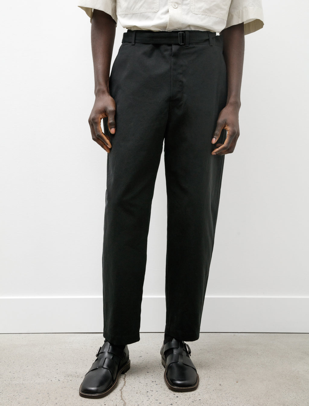 Lemaire Belted Carrot Pants Black – Neighbour