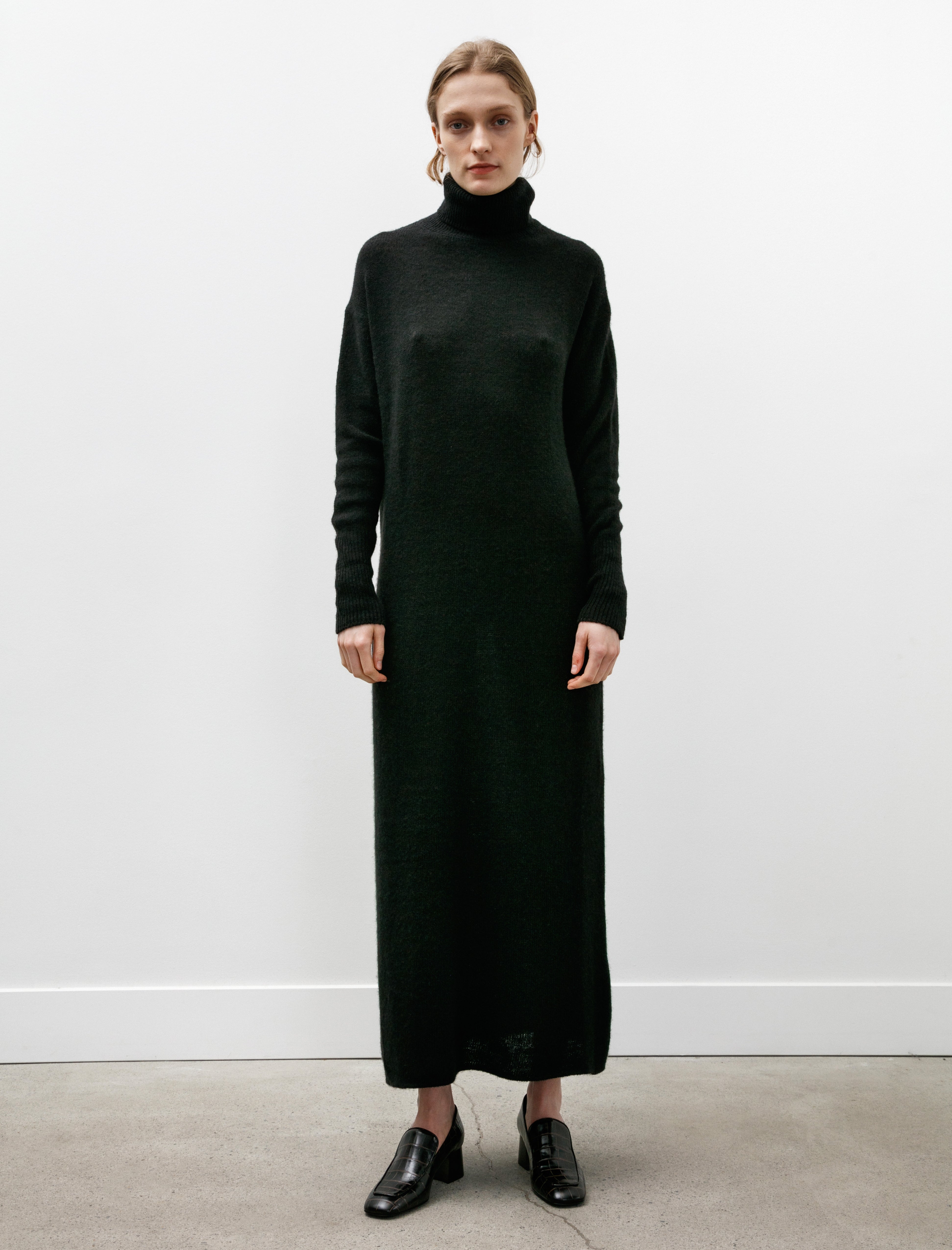 Comoli Garment Dyed Cashmere Turtleneck Knit Dress Black