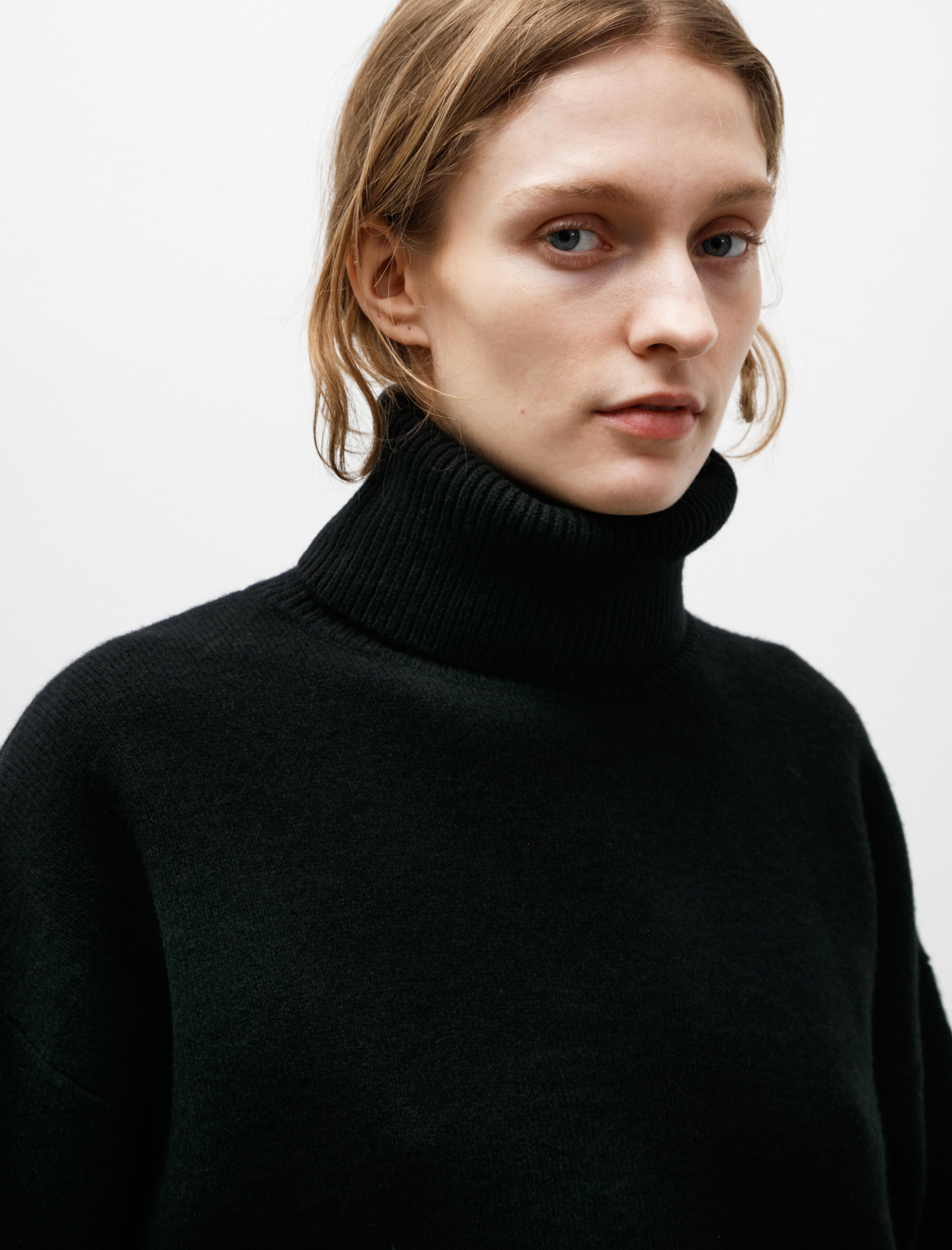 Totême Double Knit Turtleneck Black