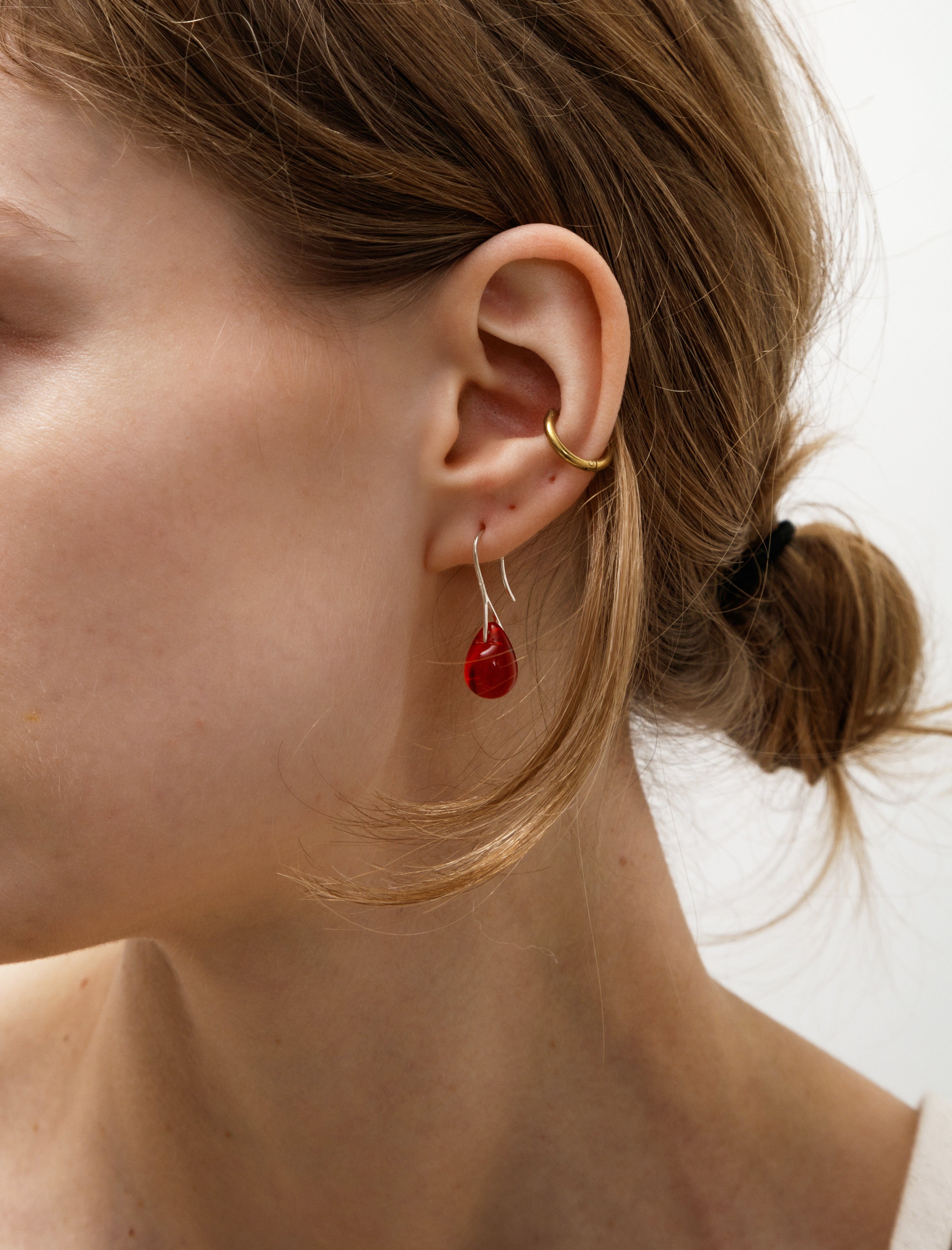 Sisi Joia Gota Mini Earrings Red