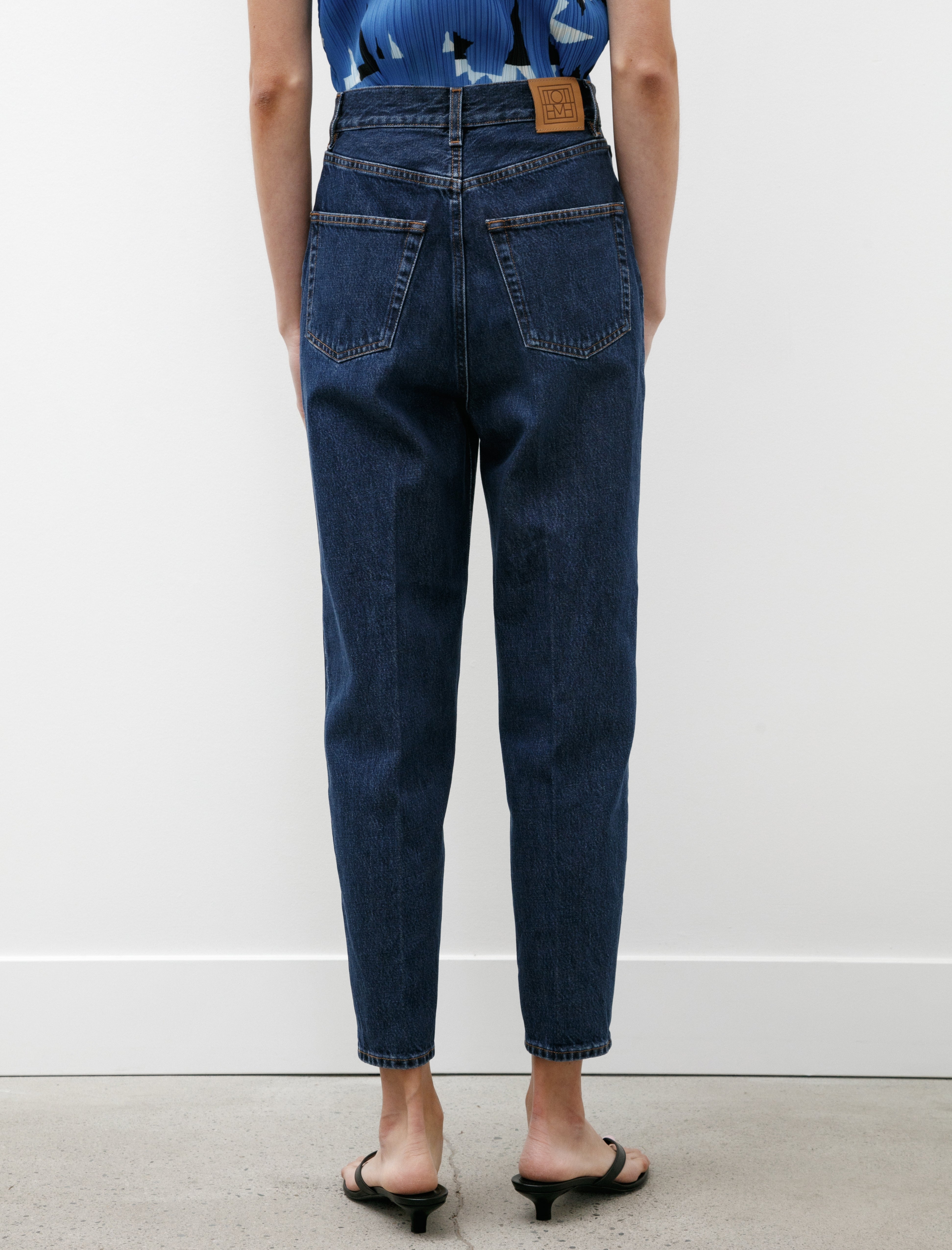 Totême Tapered Leg Denim Dark Blue