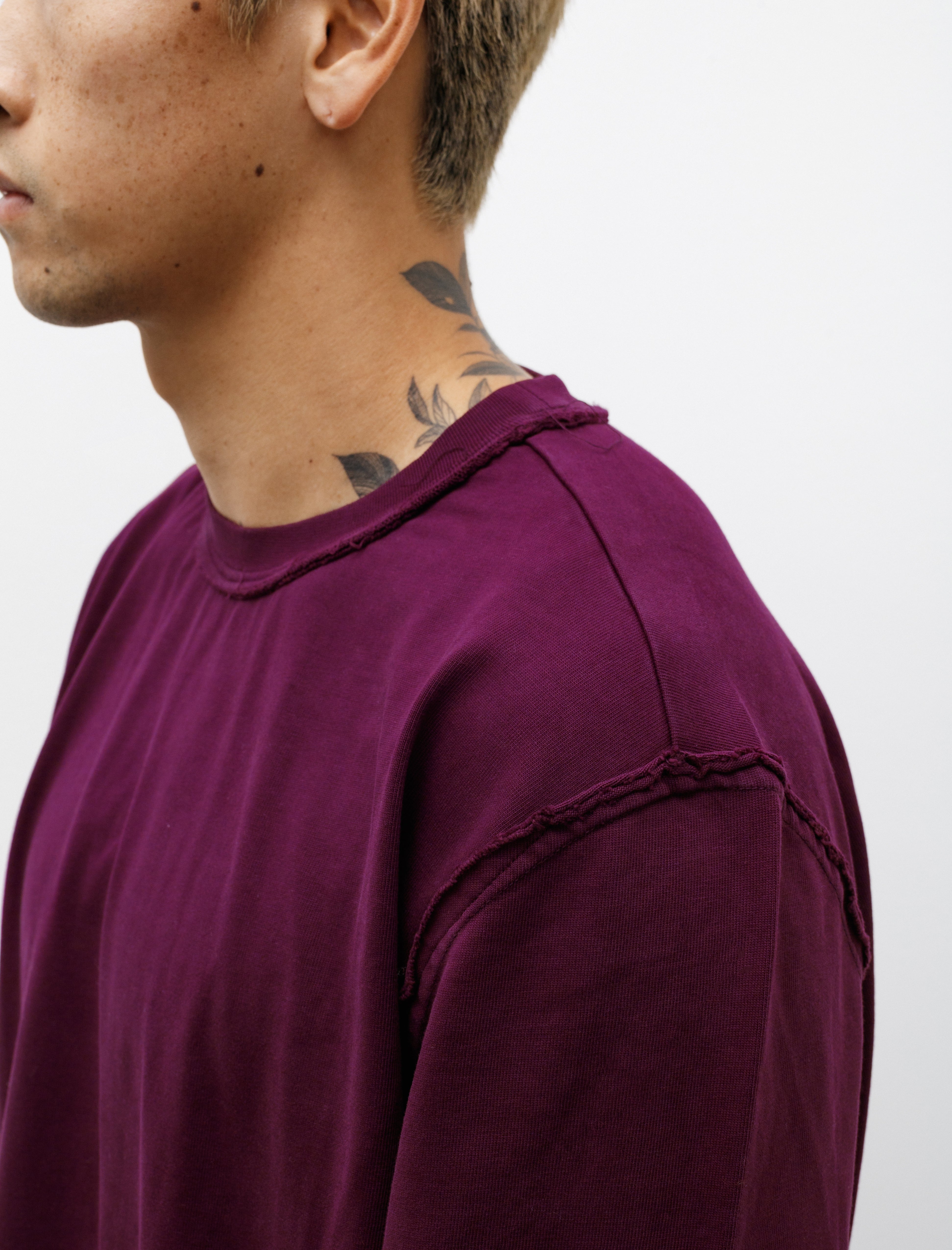 Camiel Fortgens Big Tee LS Aubergine – Neighbour