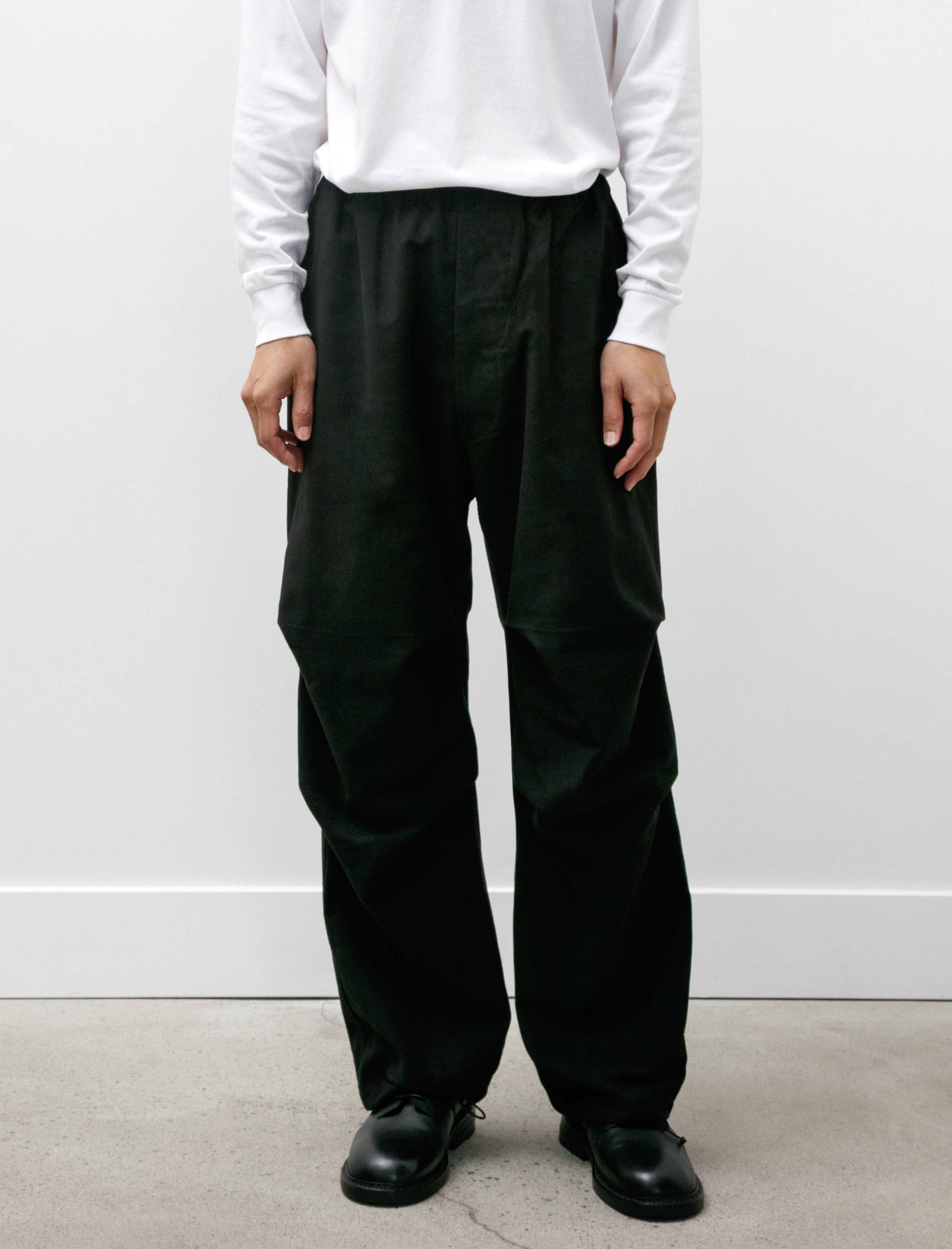 Comoli Moleskin Knee-Tucked Pants Black