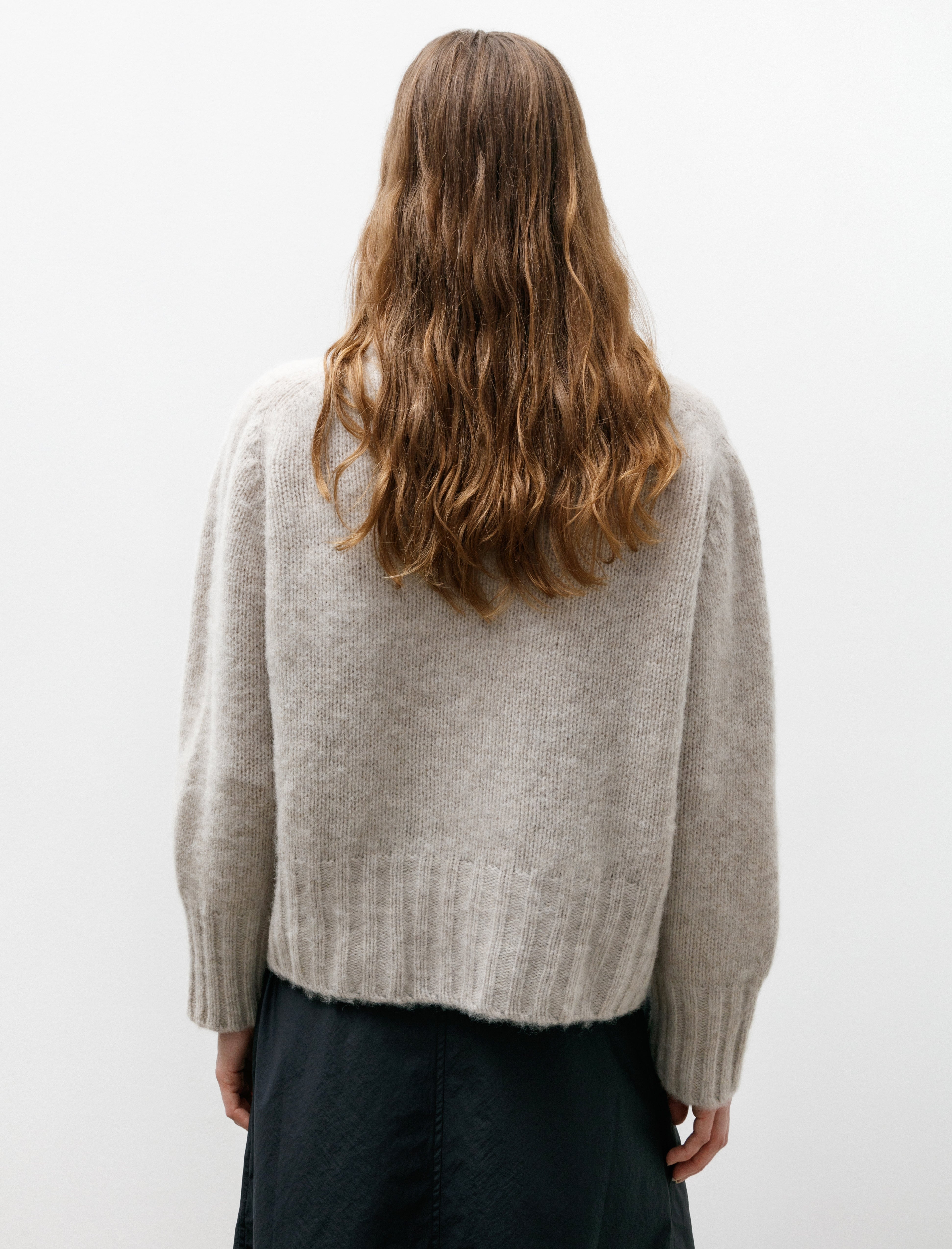 Howlin' Queen of the Night Pullover Cosmic Latte