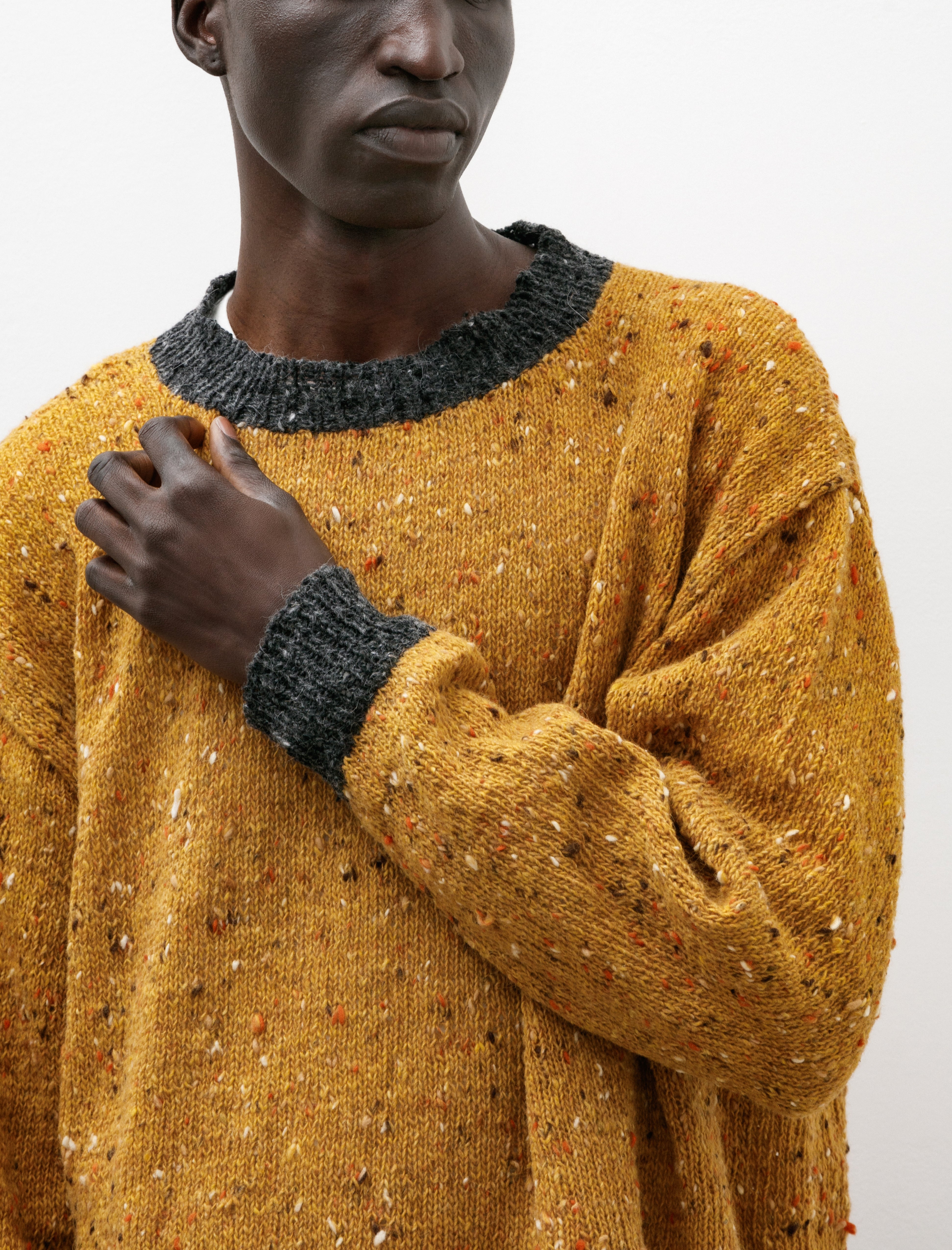 MAN-TLE R17 Z-1 Golden Hand Knit Sweater