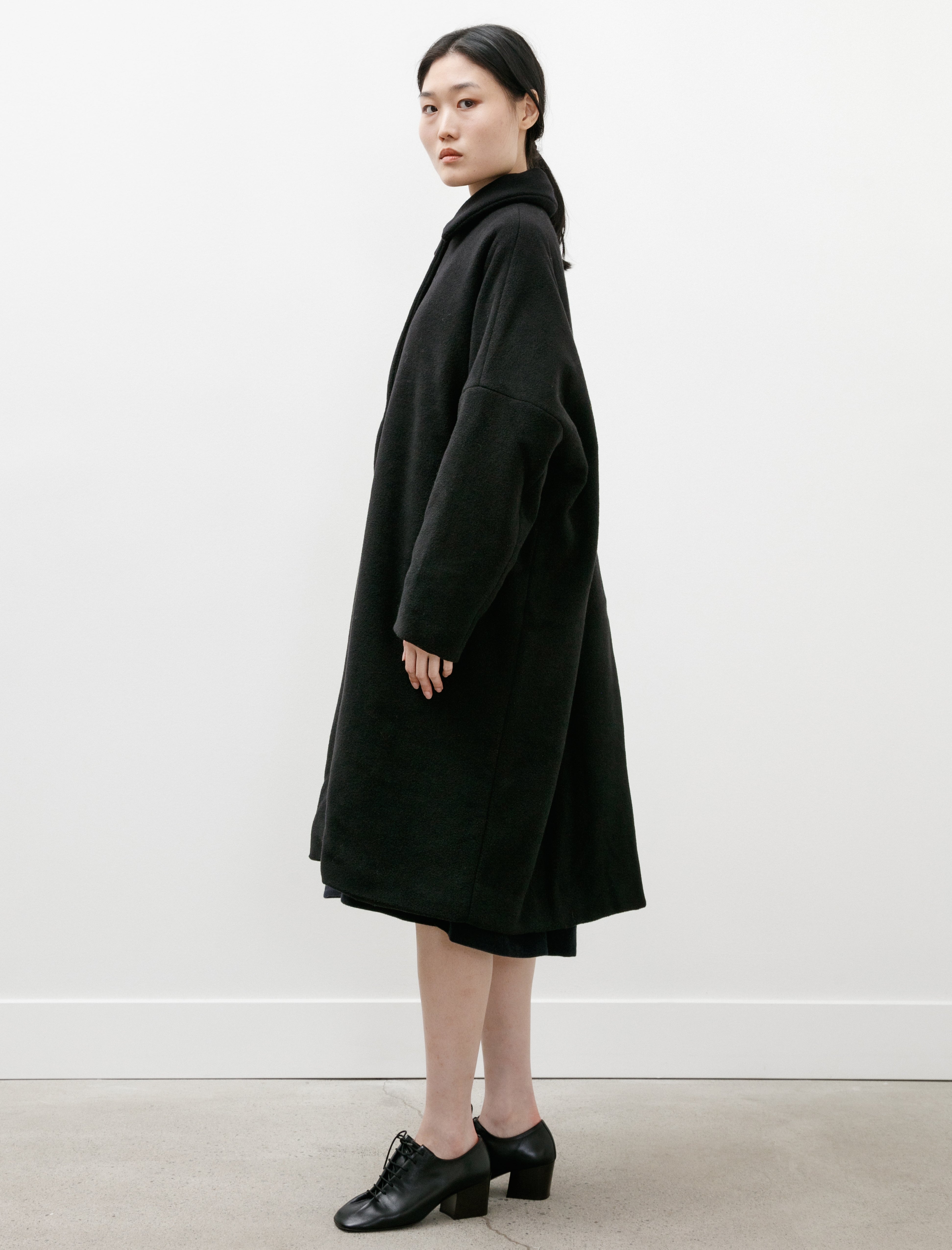 Casey Casey Big Blobby Coat Kasper Cashmere Black