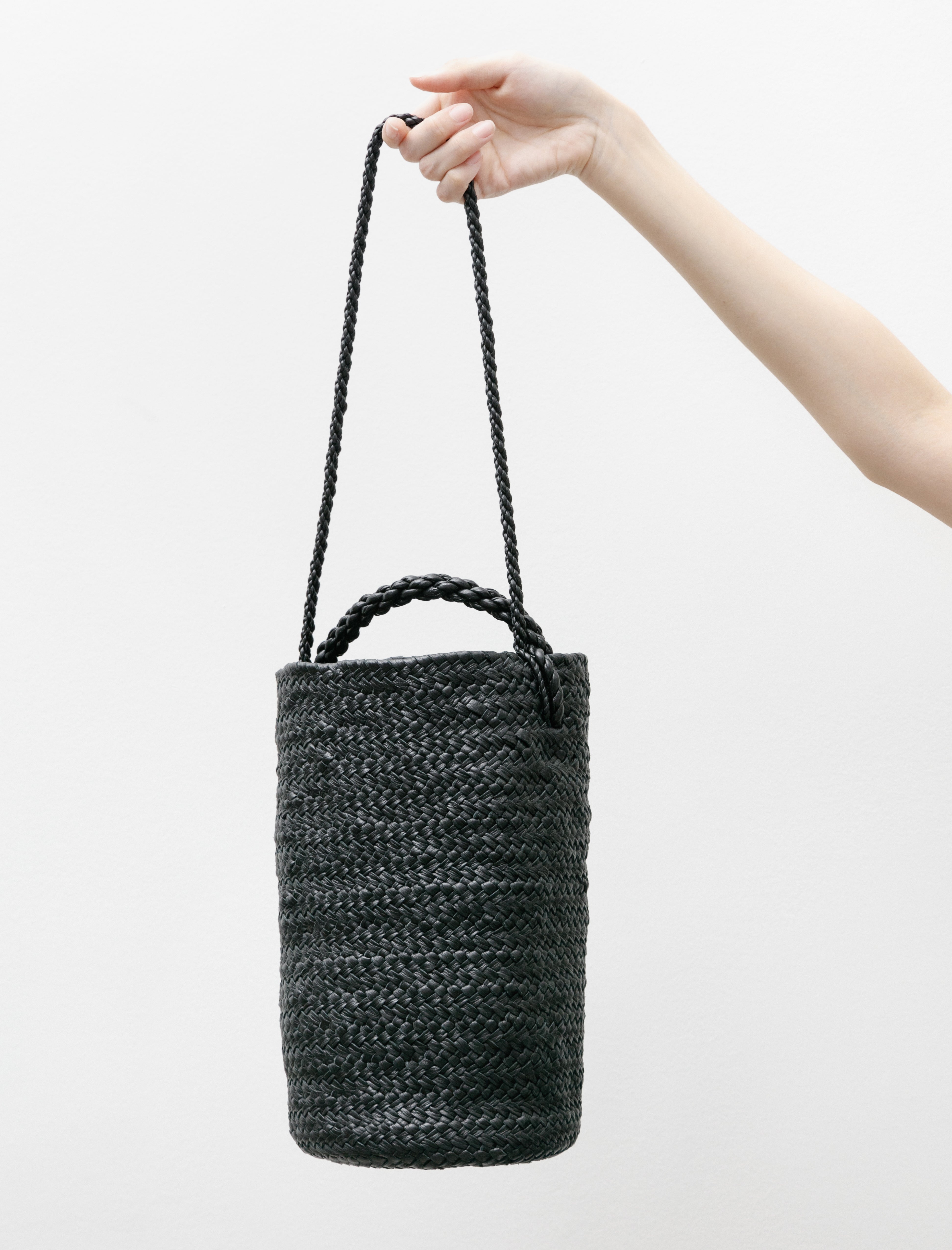 Aeta Cylinder Basket Bag Black