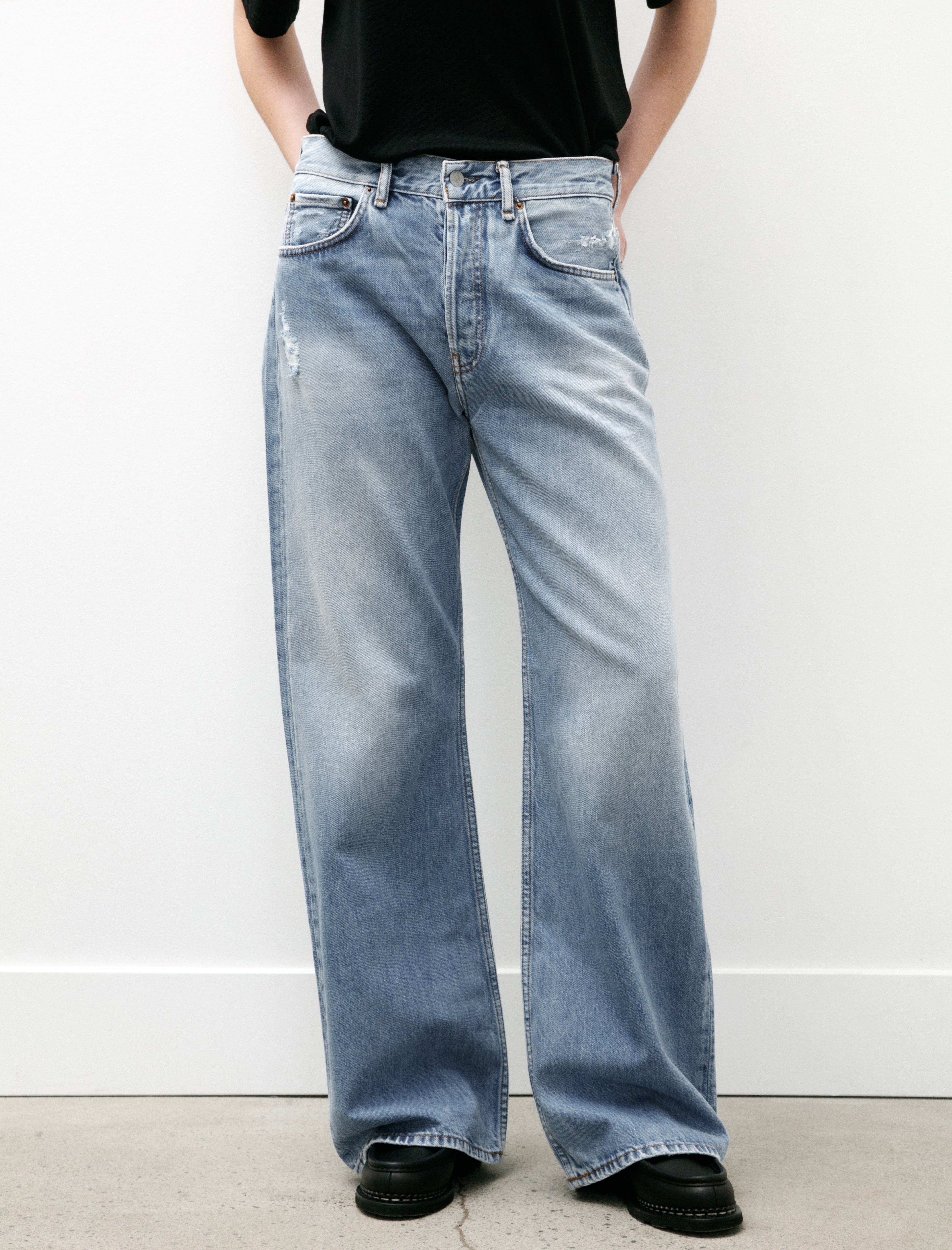 Acne Studios Loose Fit Jeans 2021F Light Blue