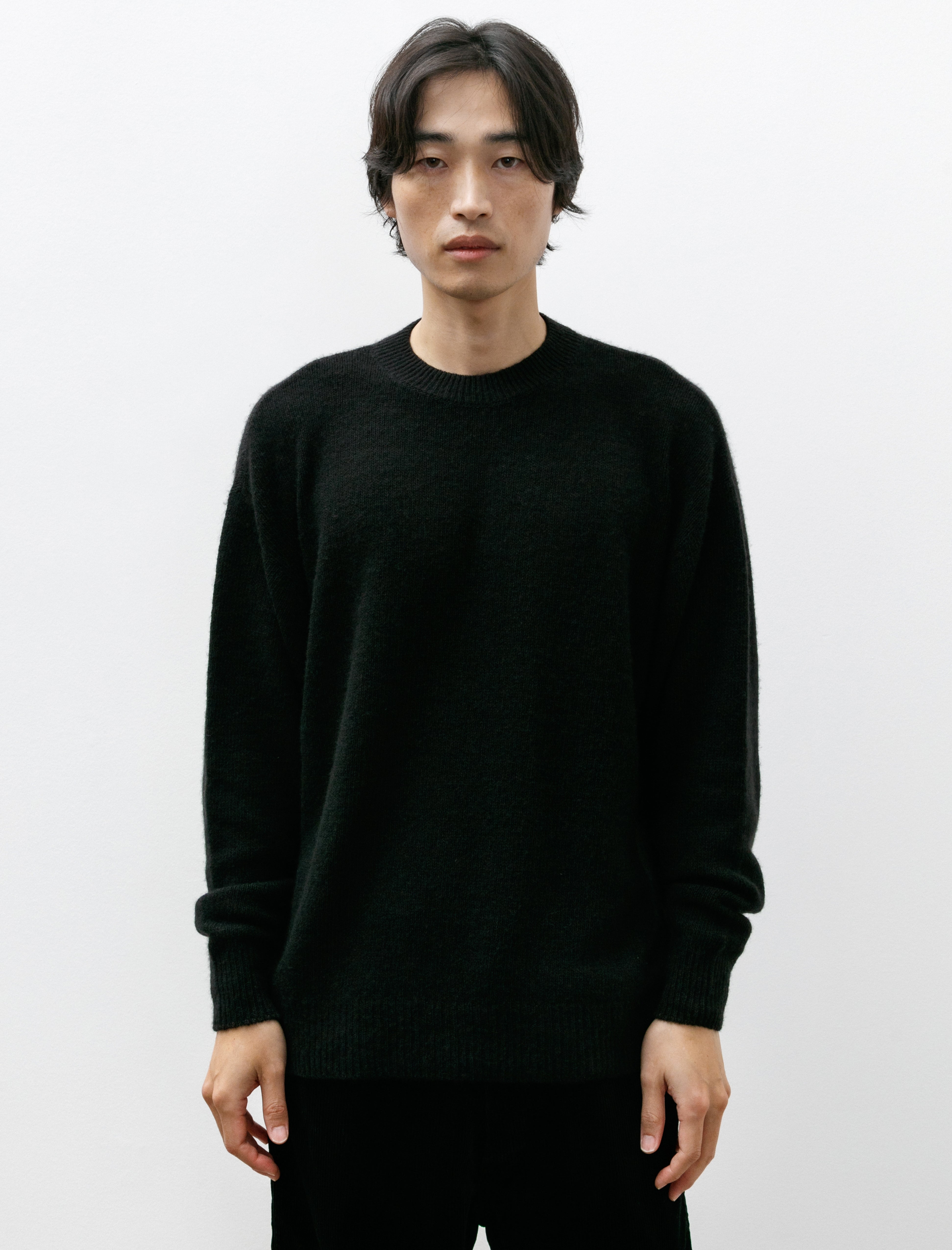 Comoli Garment Dyed Cashmere Crewneck Black