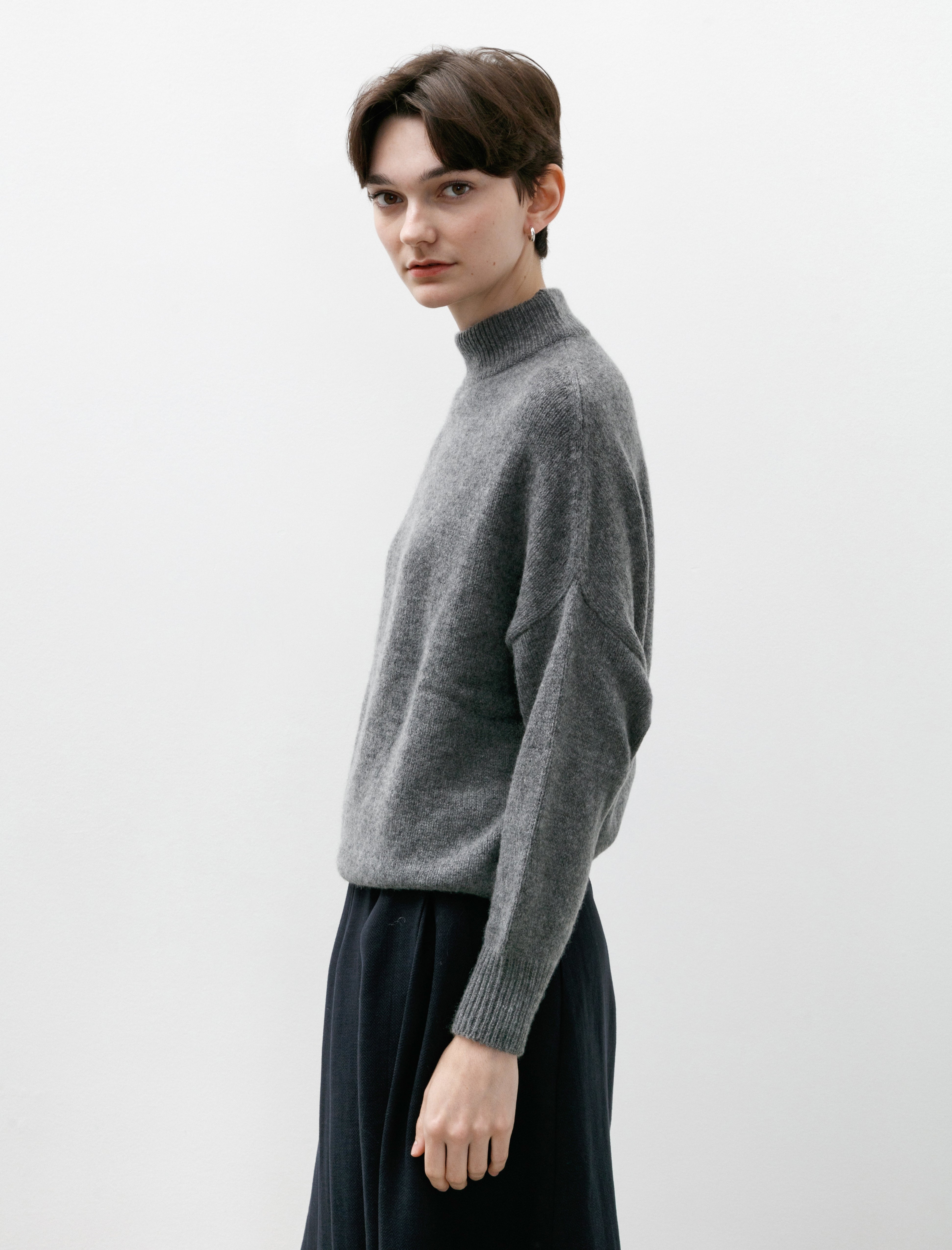 Dusan Regular Roundneck Sweater Fleece Grey