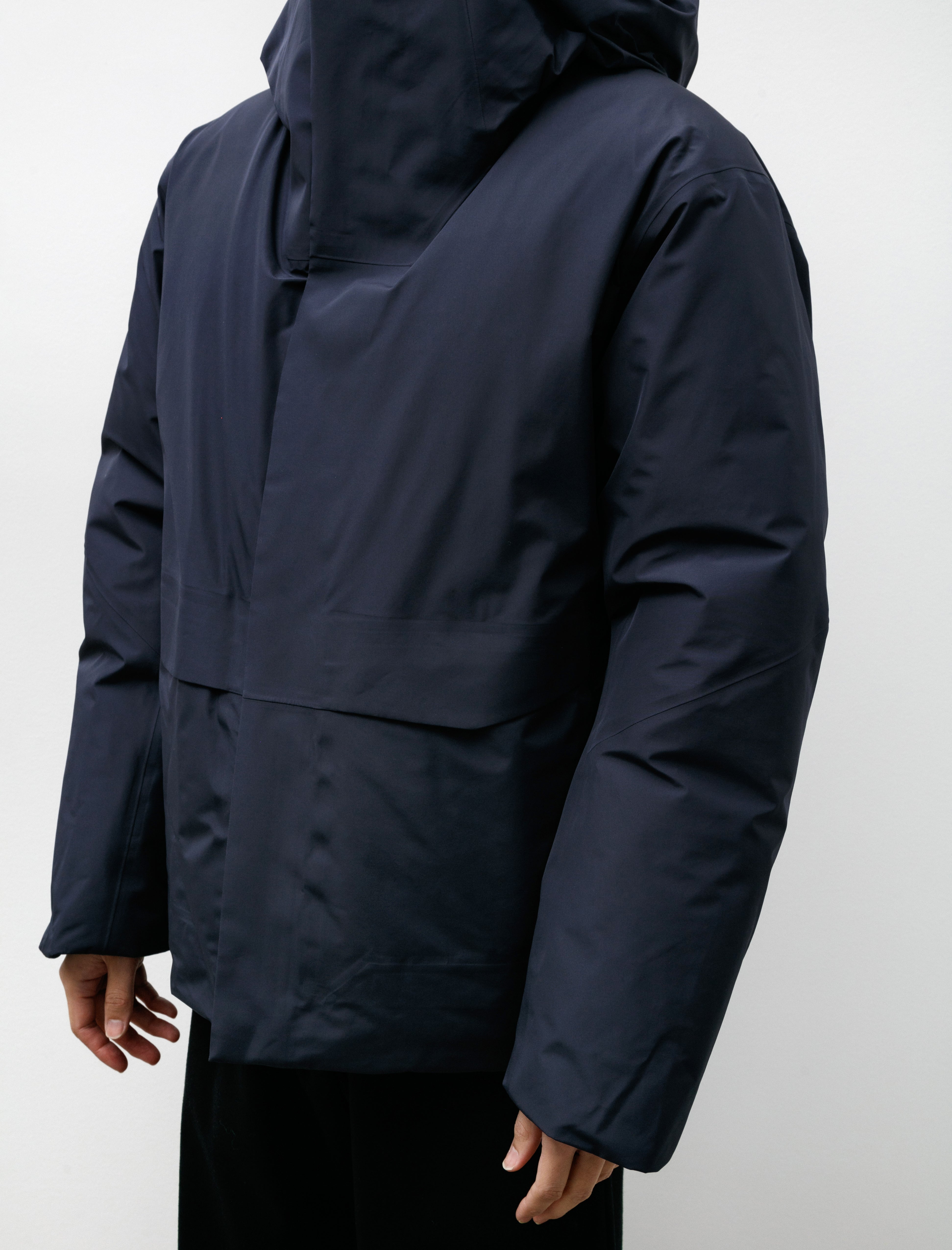 Veilance Sorin Down Jacket Black Sapphire