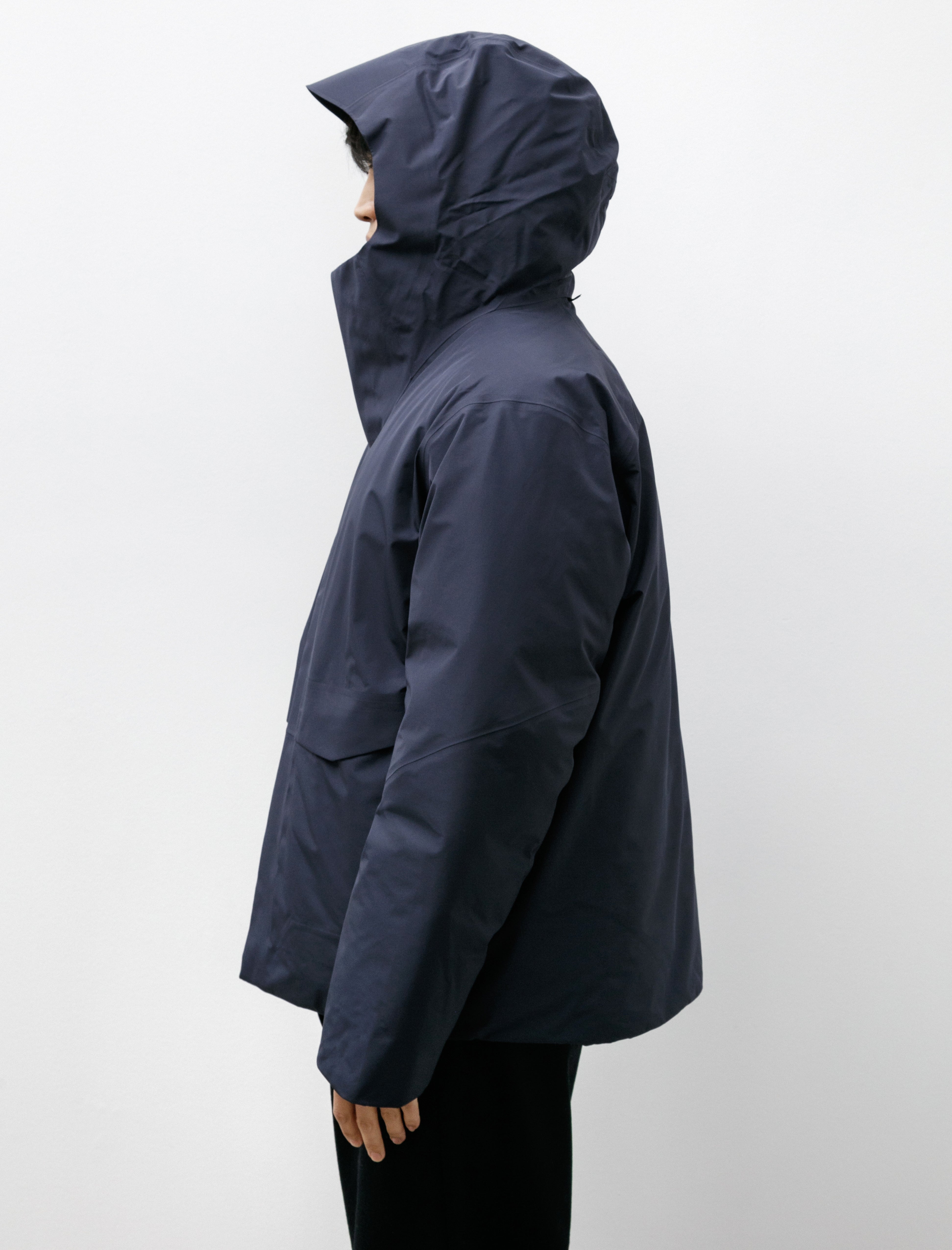 Veilance Sorin Down Jacket Black Sapphire