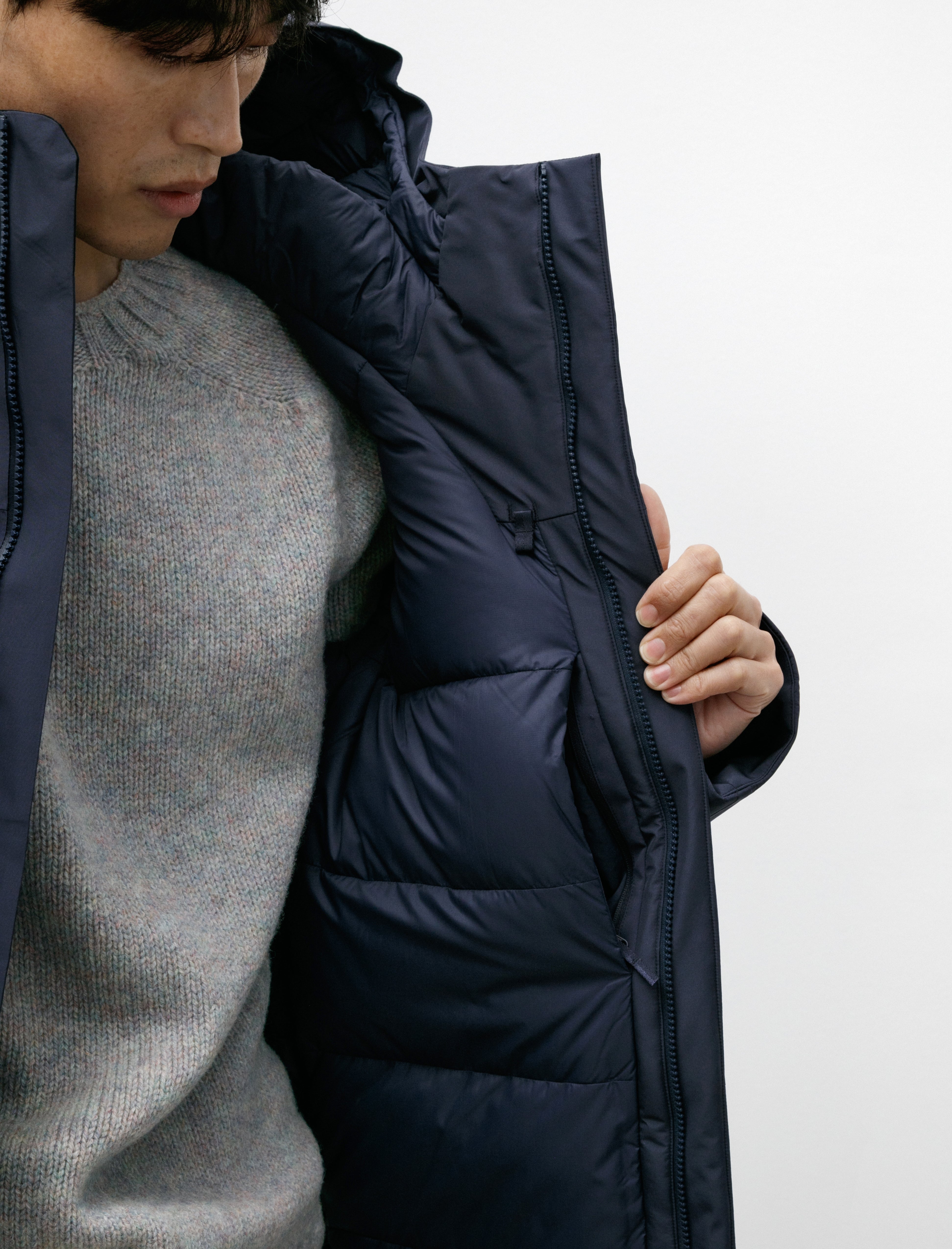 Veilance Sorin Down Jacket Black Sapphire