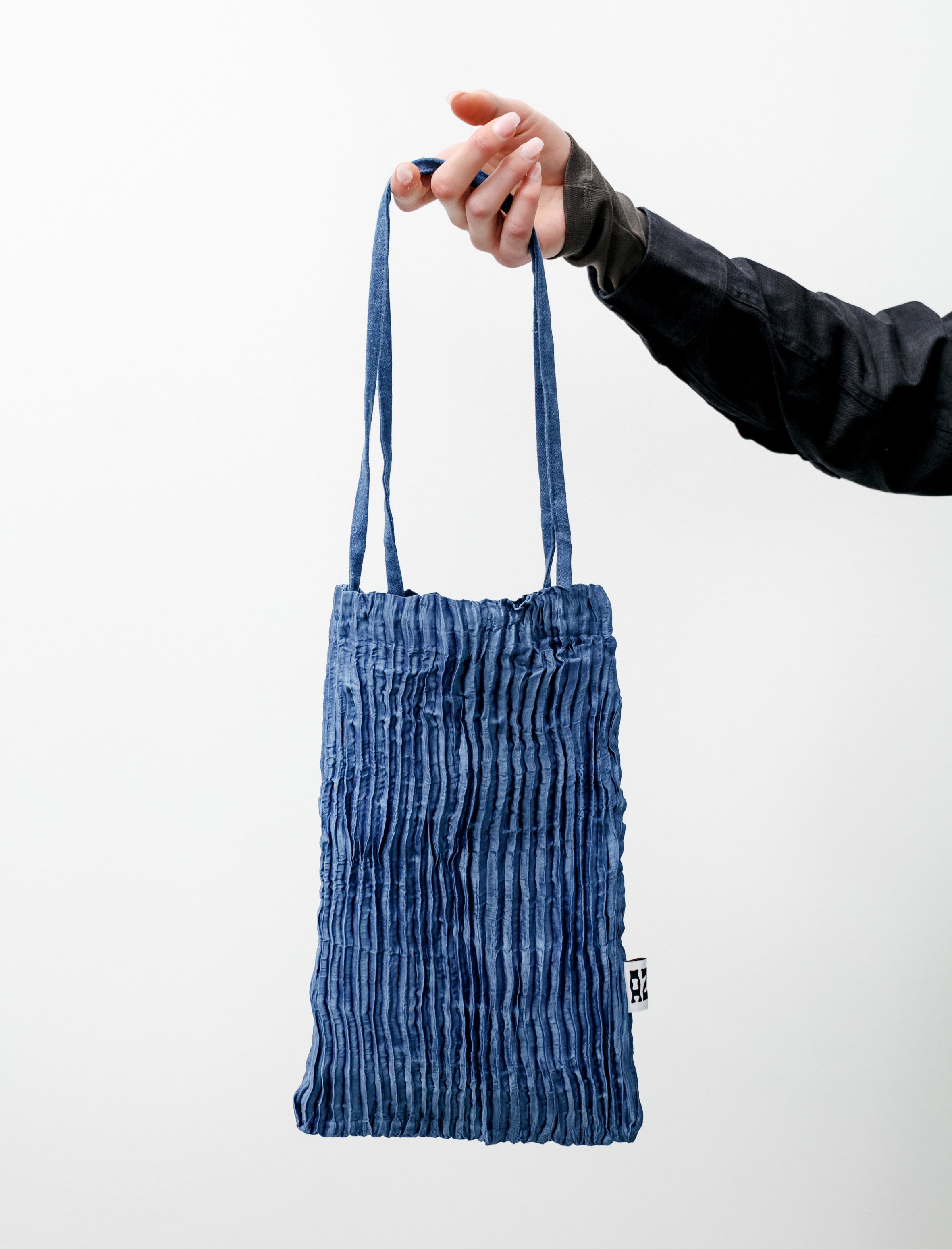 Azur Plissé Bag Dark Indigo