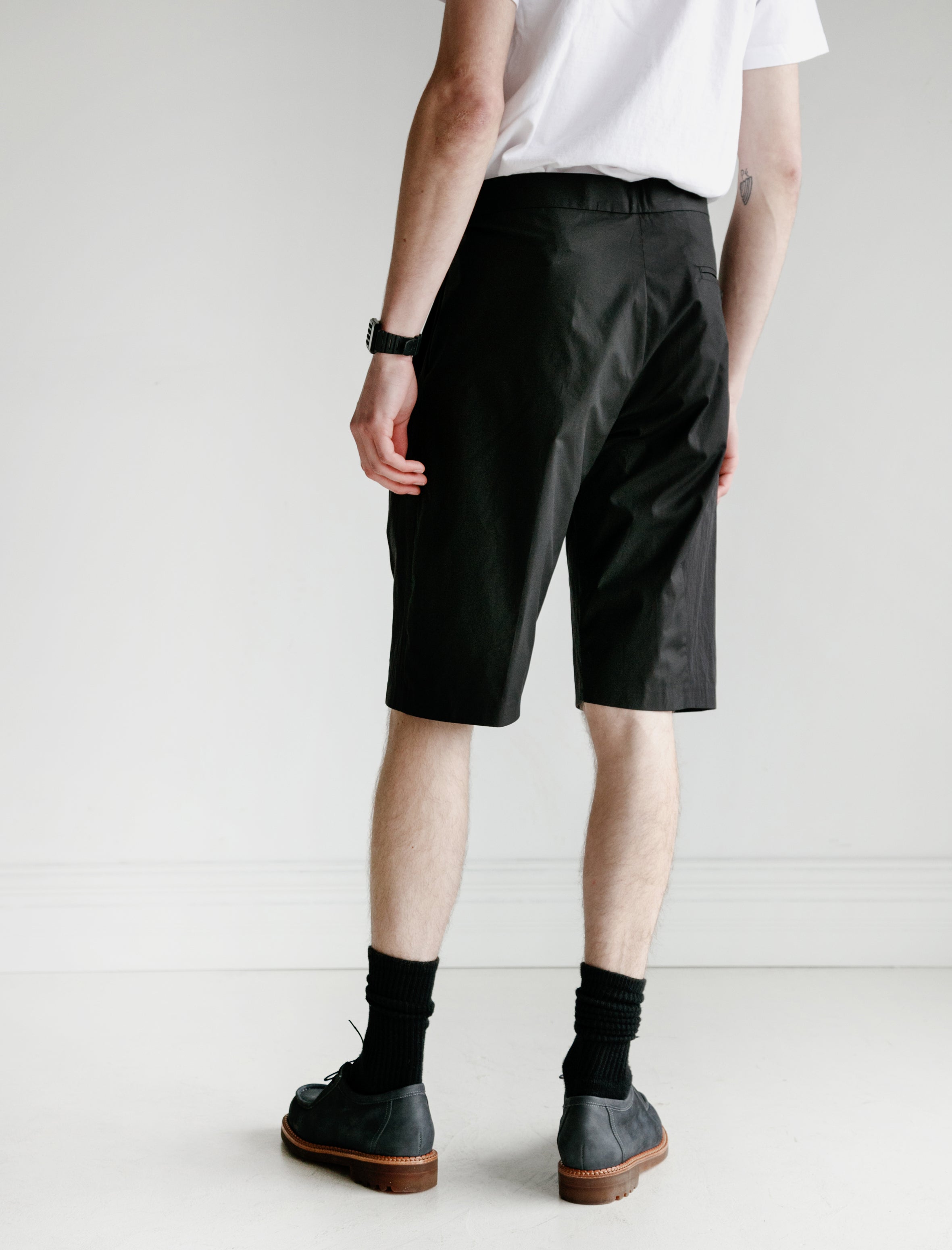 Stephan Schneider Shorts Antumbra Black