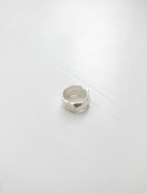 Rauk Narrow Ring Carved Silver