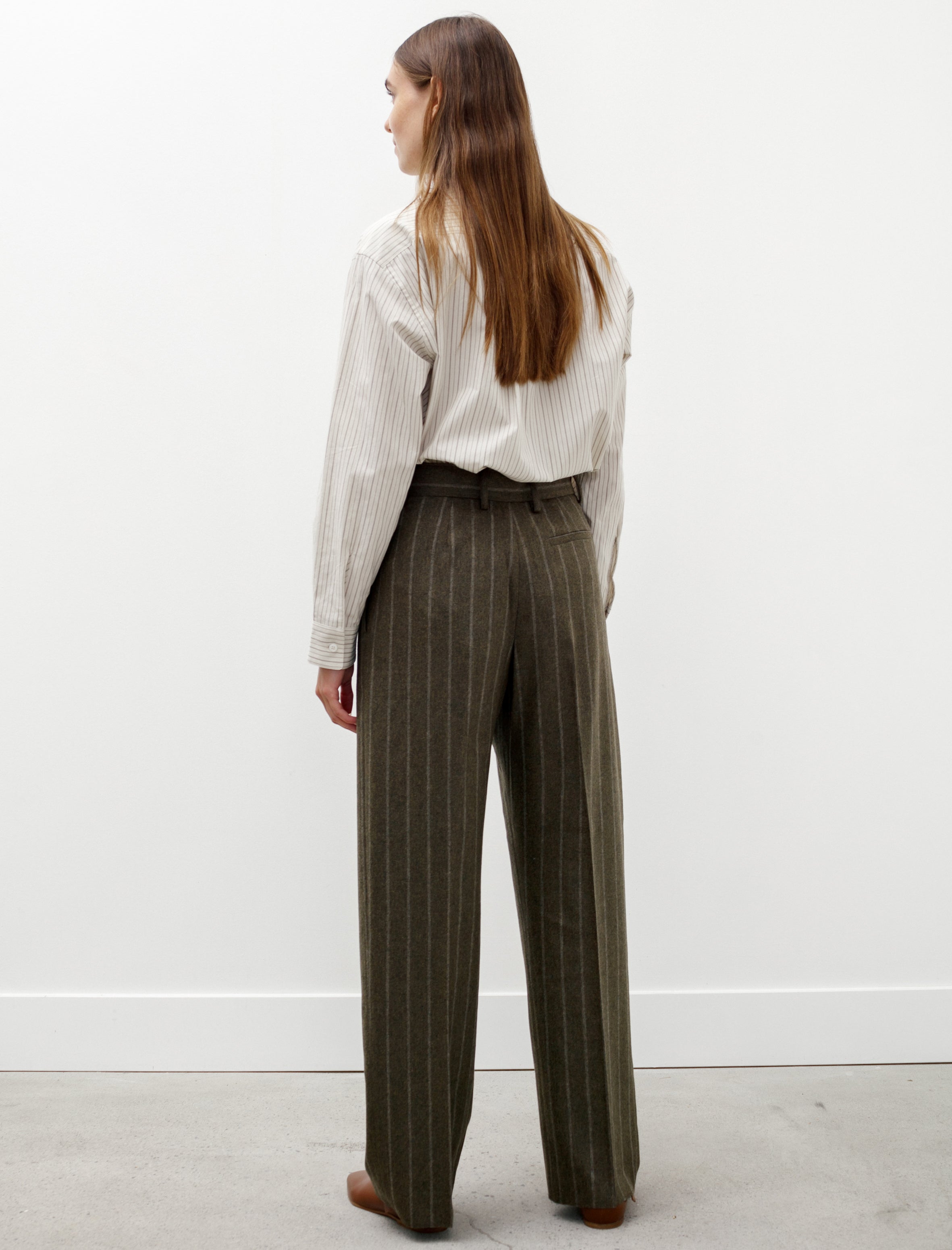 Cristaseya Pleated Large Trousers Khaki/White