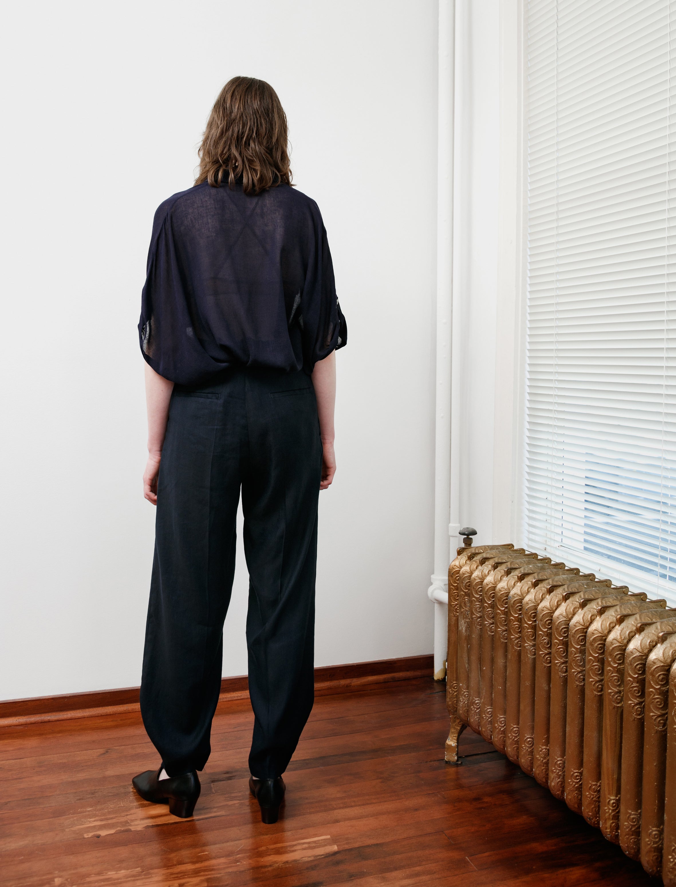 Y's by Yohji Yamamoto Rounded Hem Linen Trousers Navy