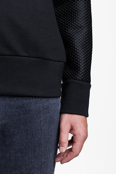 Mesh Sleeve Crew Black